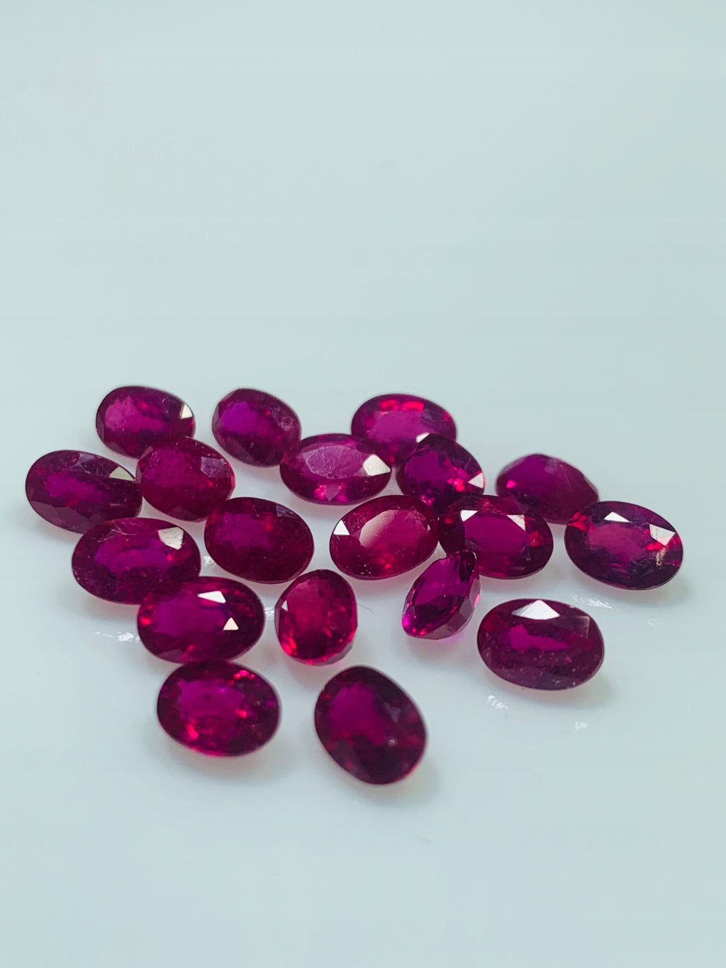 RUBIN OWAL NATURALNY 5X3 mm