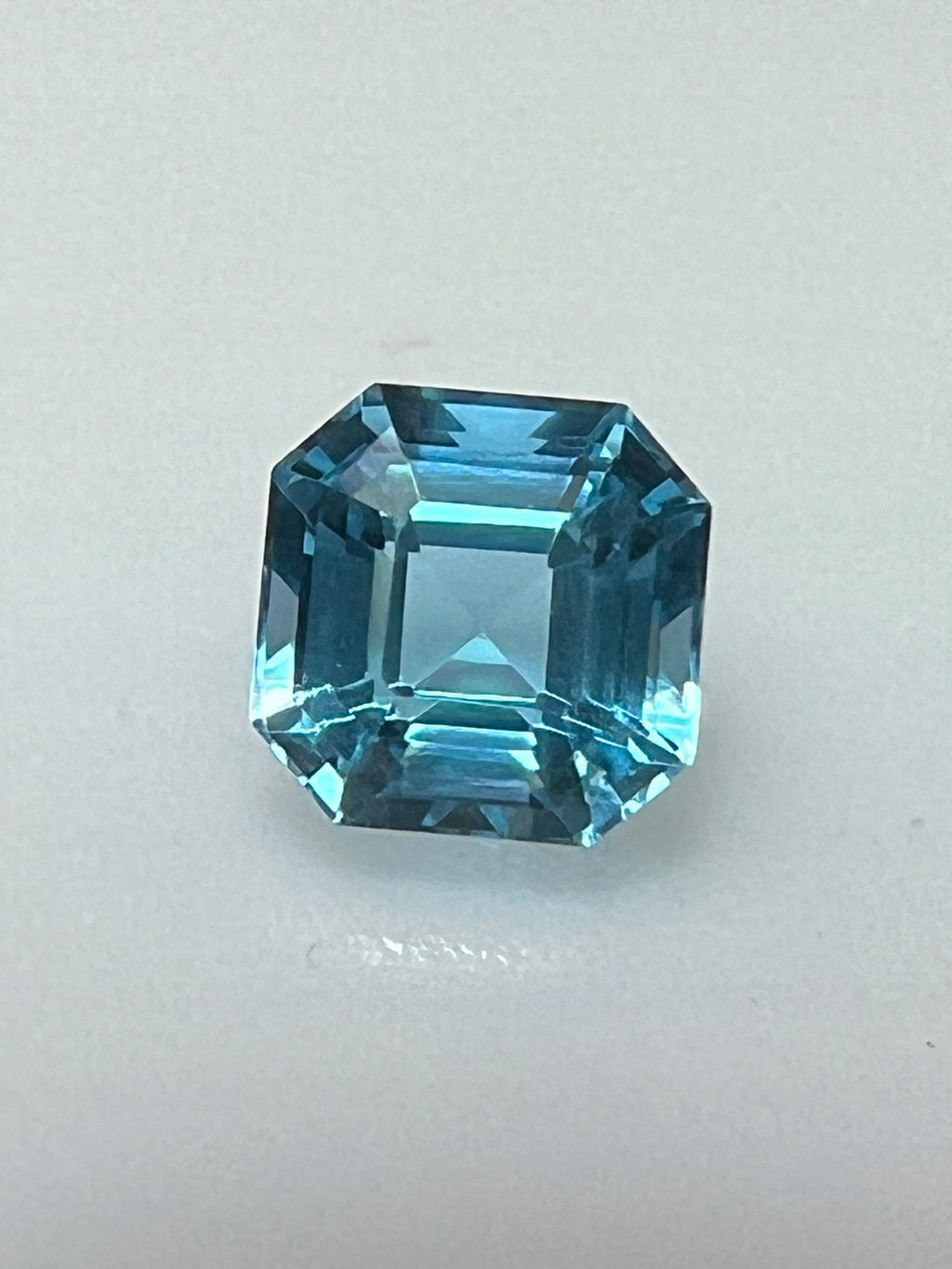 TOPAZ SWISS OŚMIOKĄT ASSCHER 5X5 mm