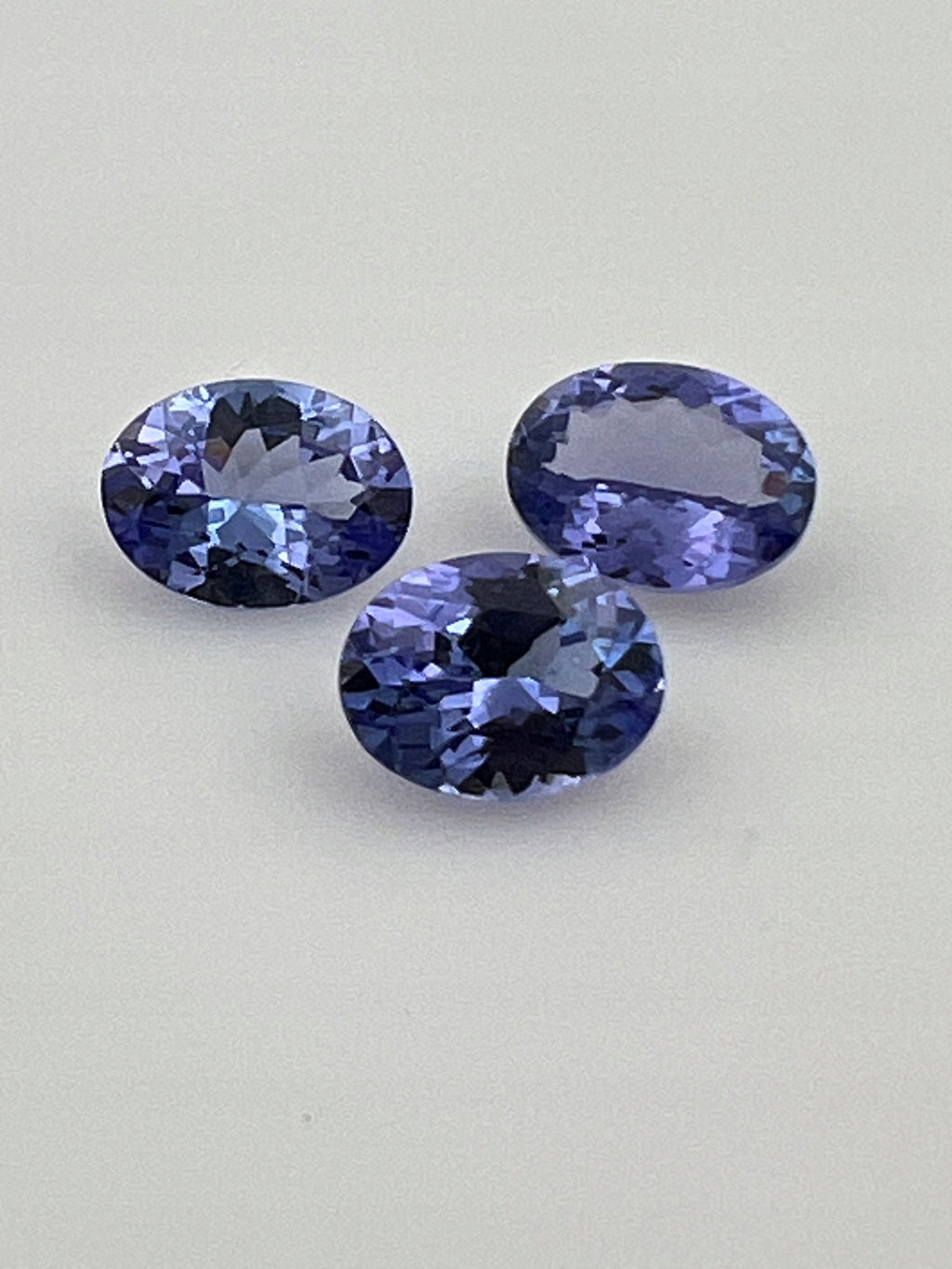 TANZANIT OWAL 8x6 mm