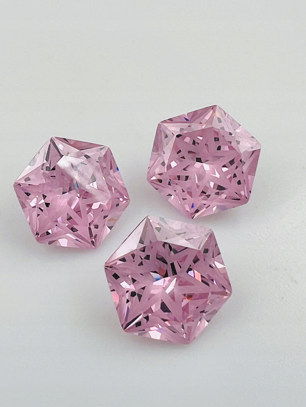 CYRKONIA RÓŻOWA SZEŚCIOKĄT 15X15 mm