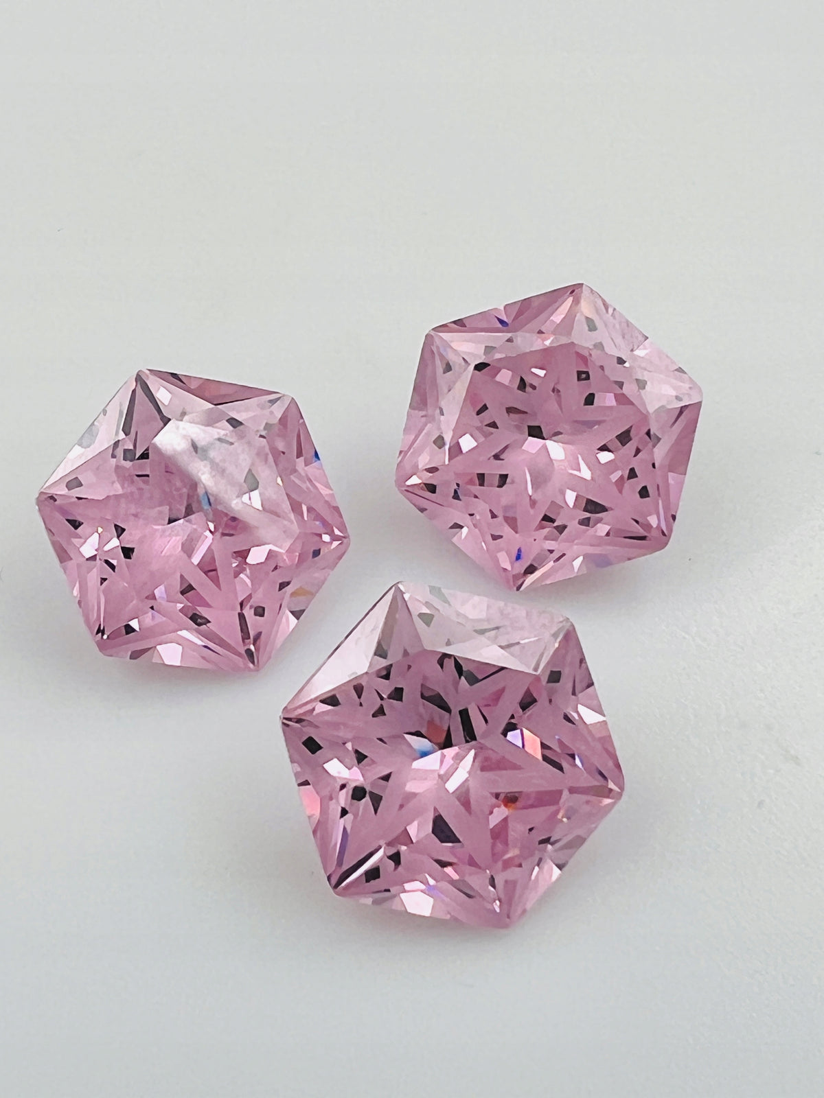 CYRKONIA RÓŻOWA SZEŚCIOKĄT 15X15 mm