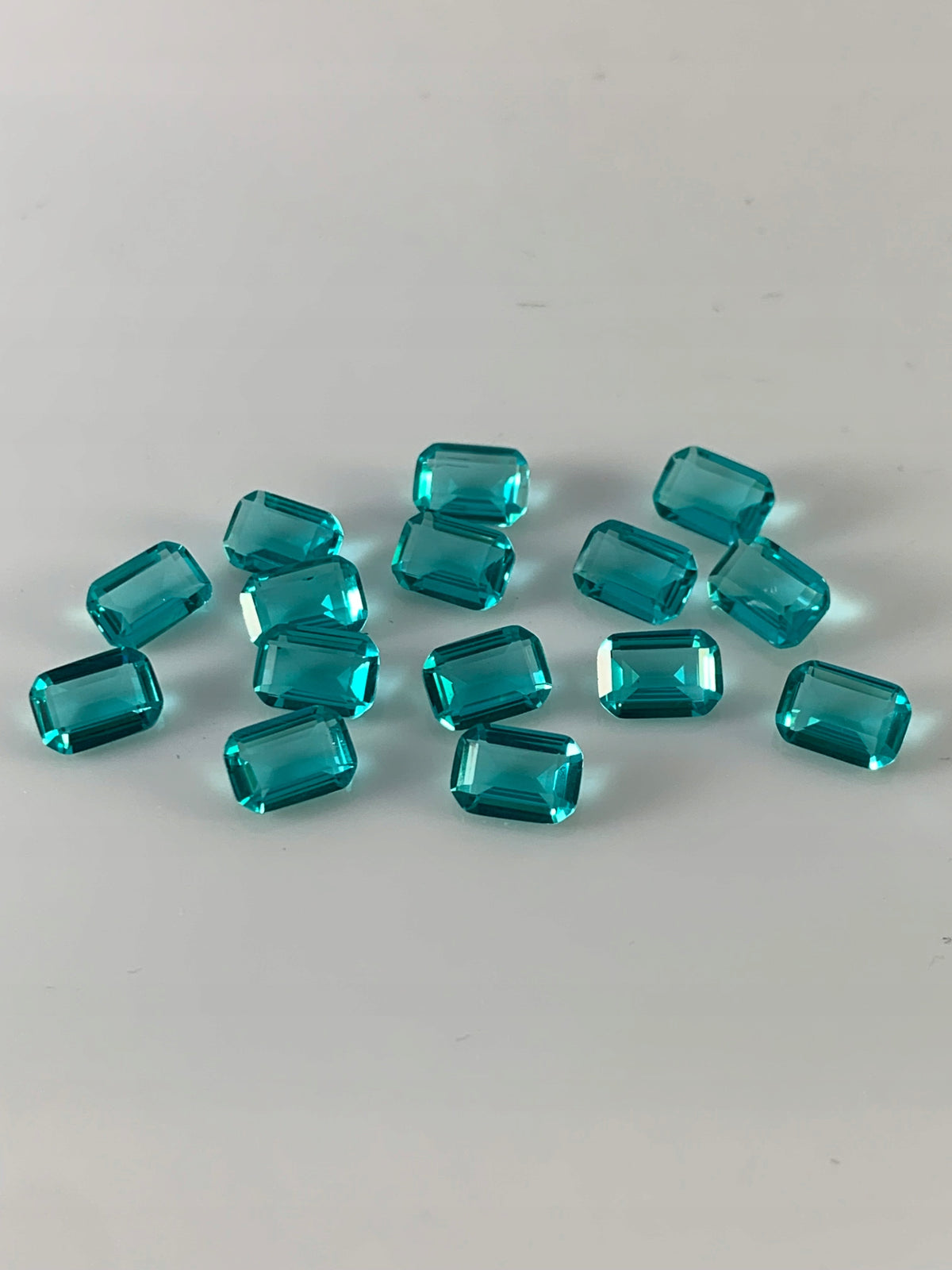 CYRKONIA PARAIBA NIEBIESKA OŚMIOKĄT 7X5 1 sztuka