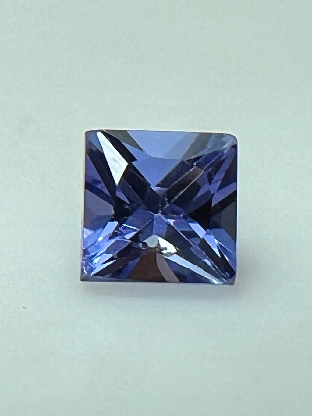 TANZANIT NATURALNY PRINCESS 4x4 mm