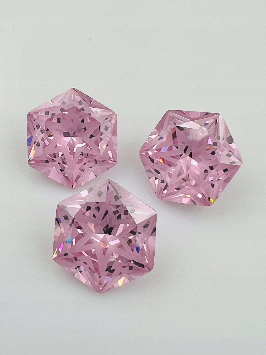 CYRKONIA RÓŻOWA SZEŚCIOKĄT 15X15 mm