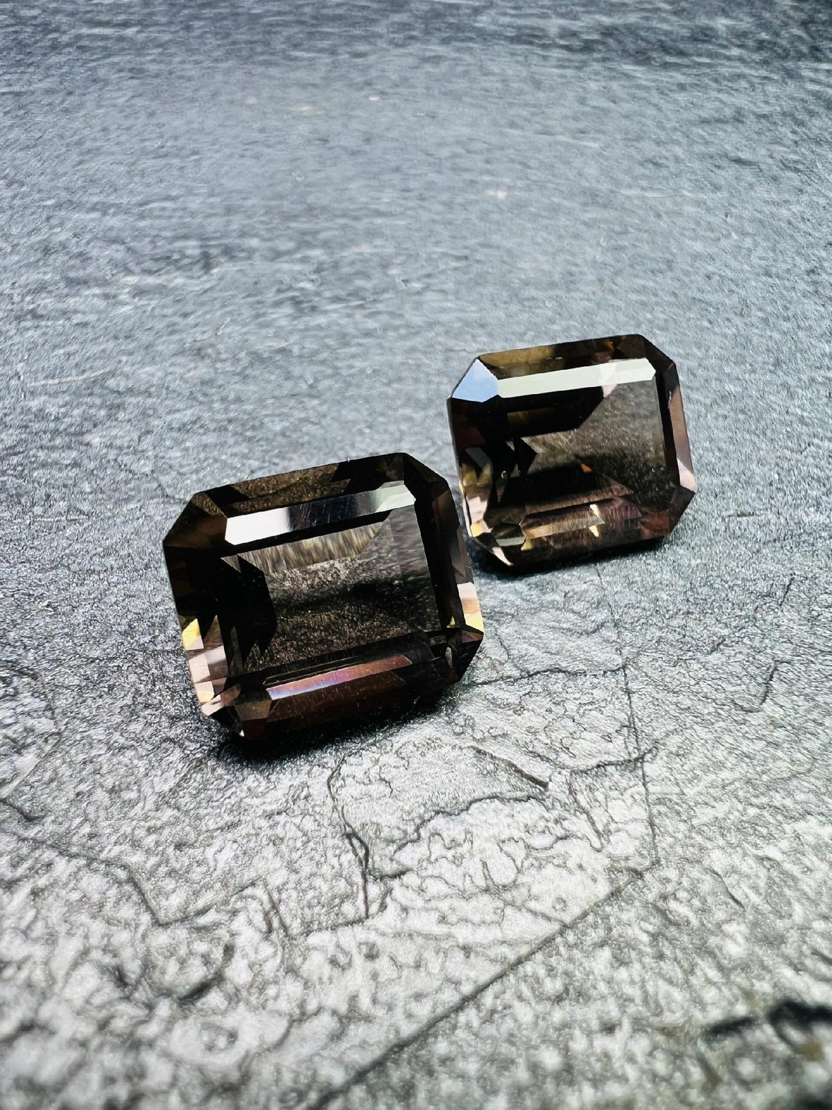 KWARC DYMNY OŚMIOKĄT 12x10 mm SZTUKA