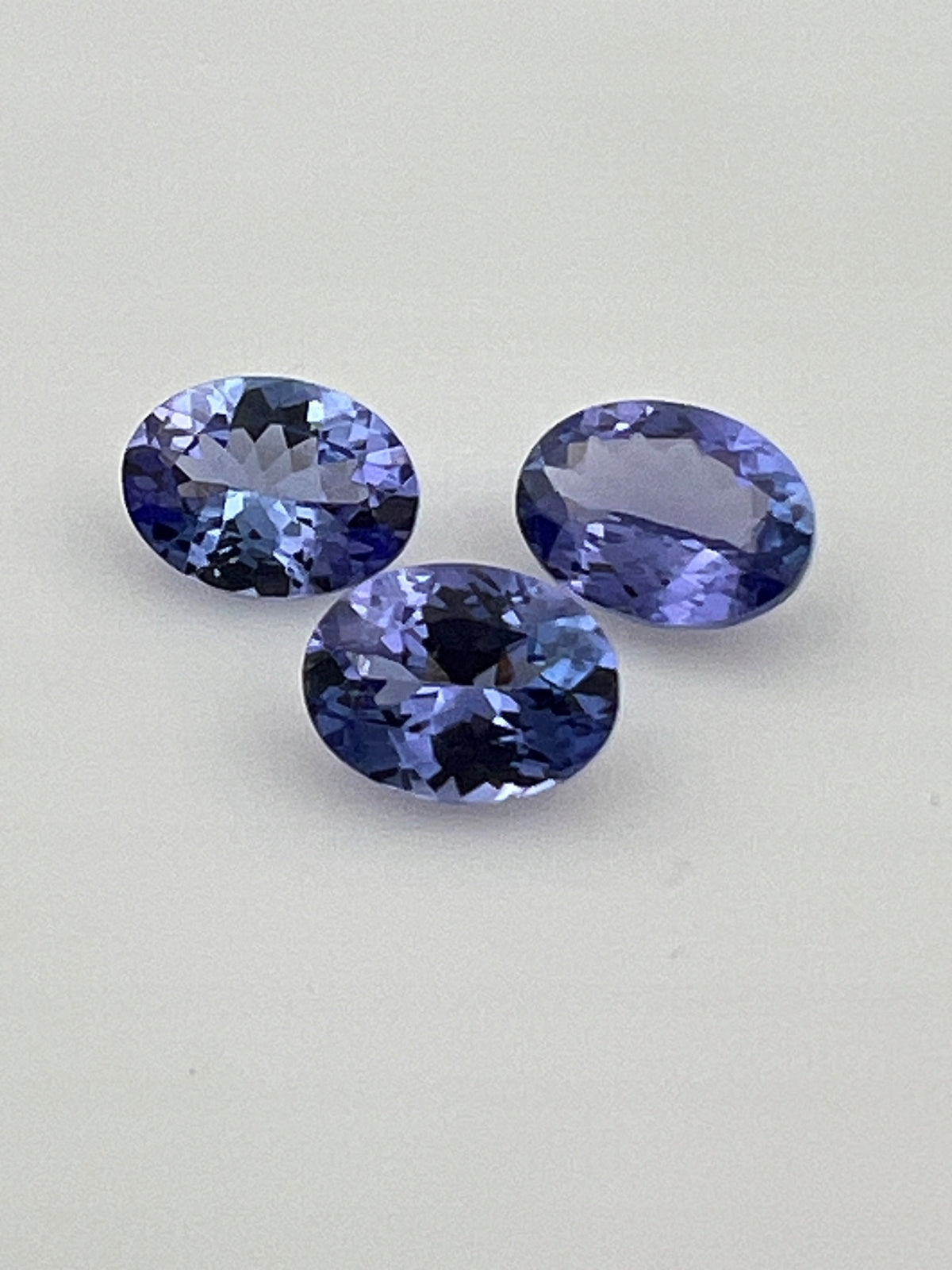 TANZANIT OWAL 8x6 mm