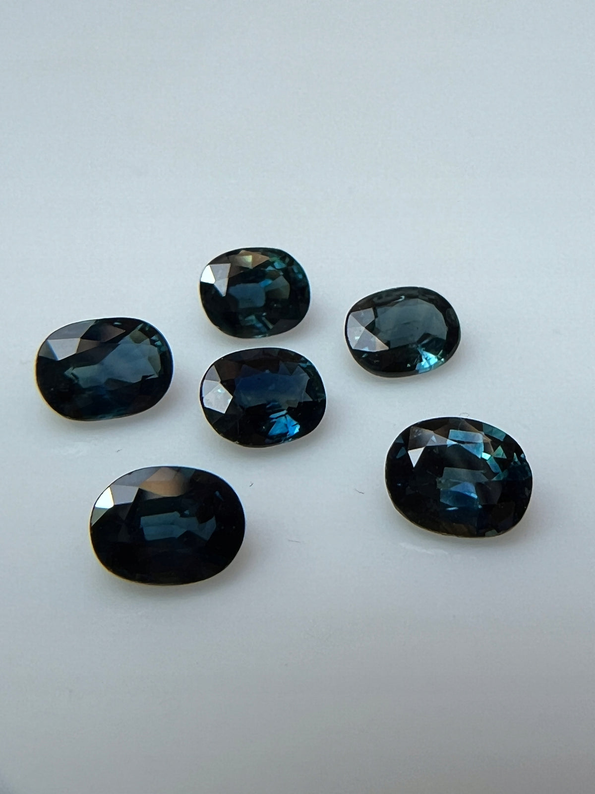 SZAFIR NATURALNY OWAL 6X4,5 mm