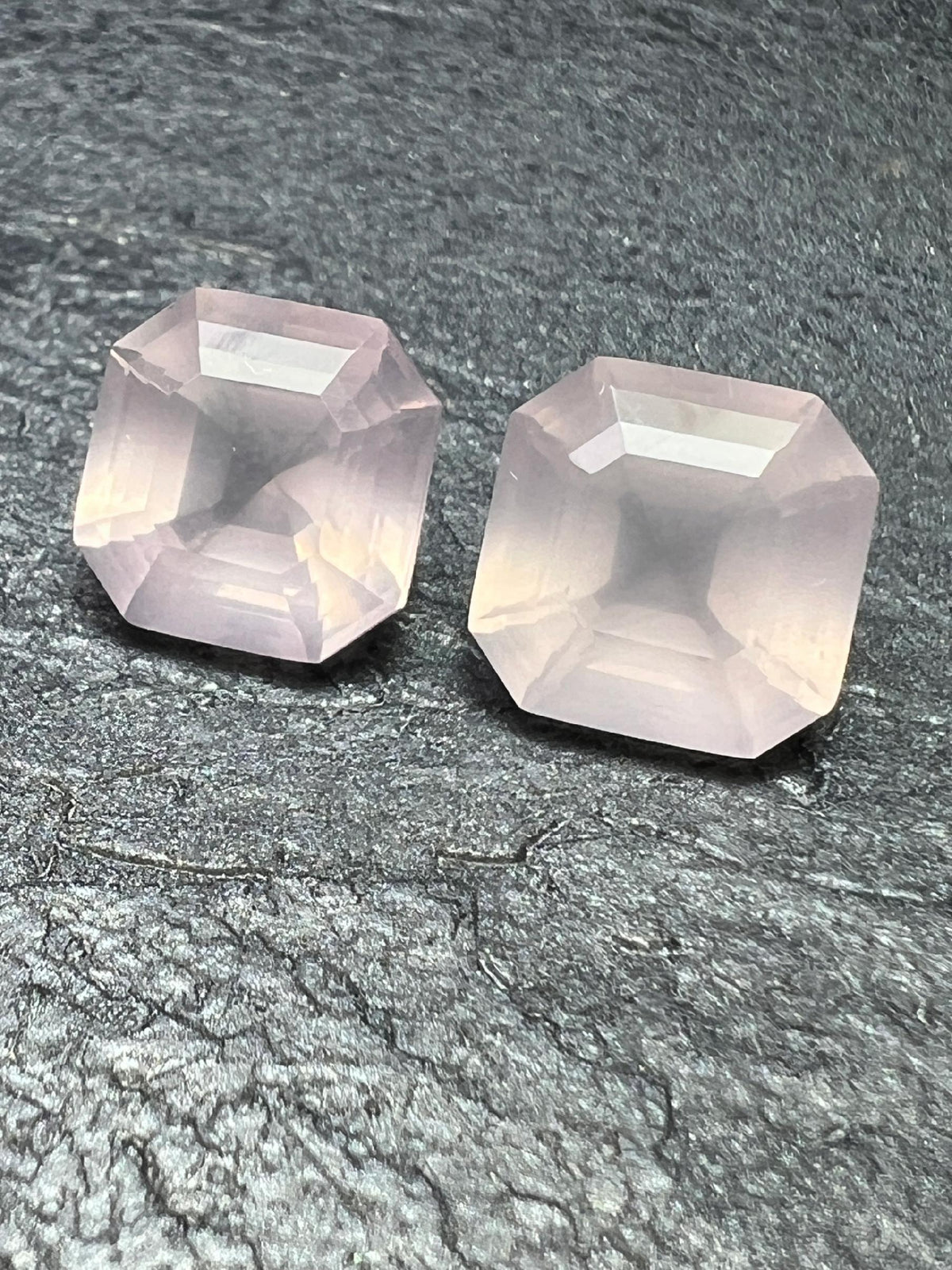 KWARC RÓŻOWY ASSCHER 10X10 mm