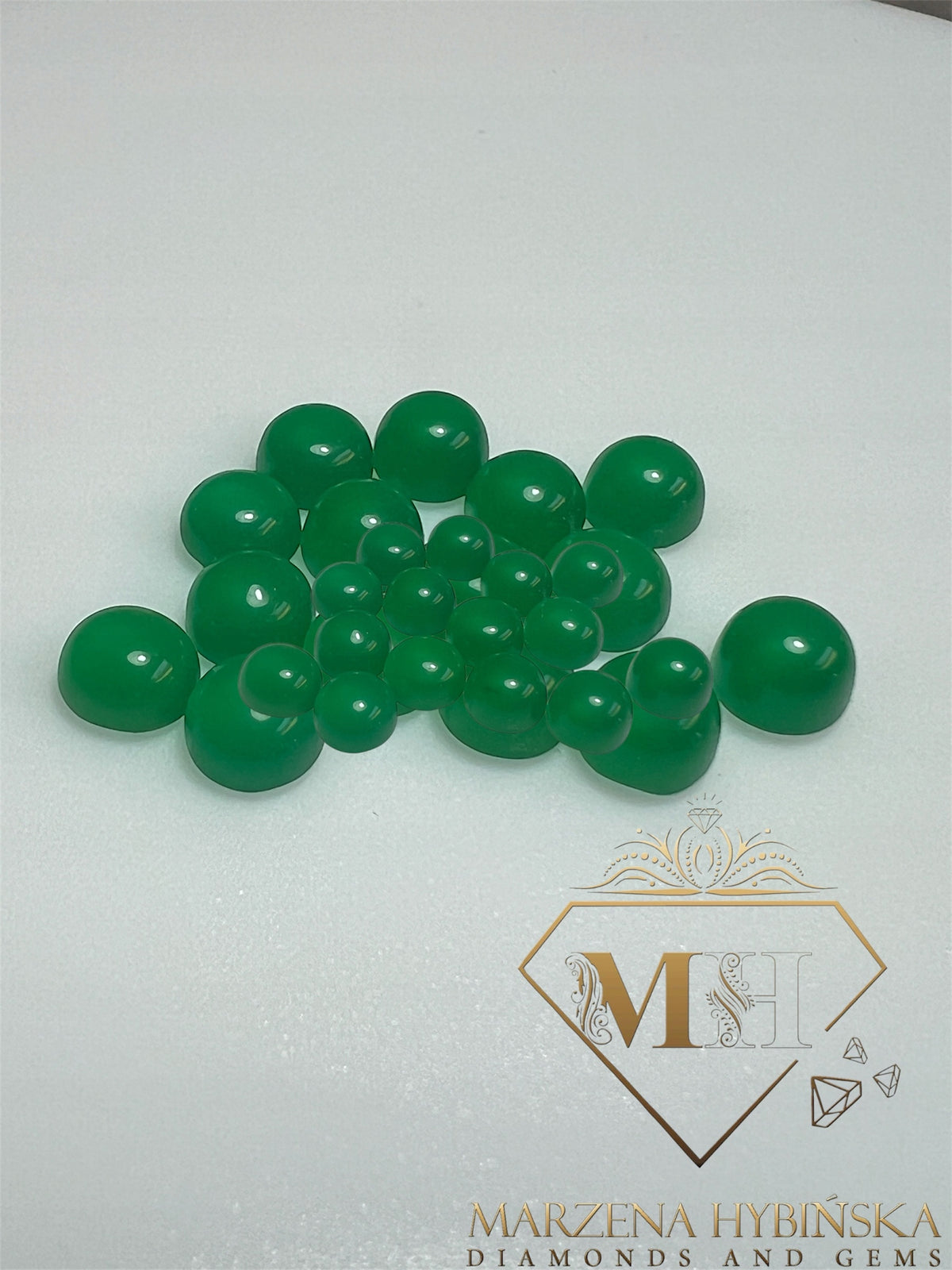AGAT ZIELONY KABOSZON 6 mm SZTUKA
