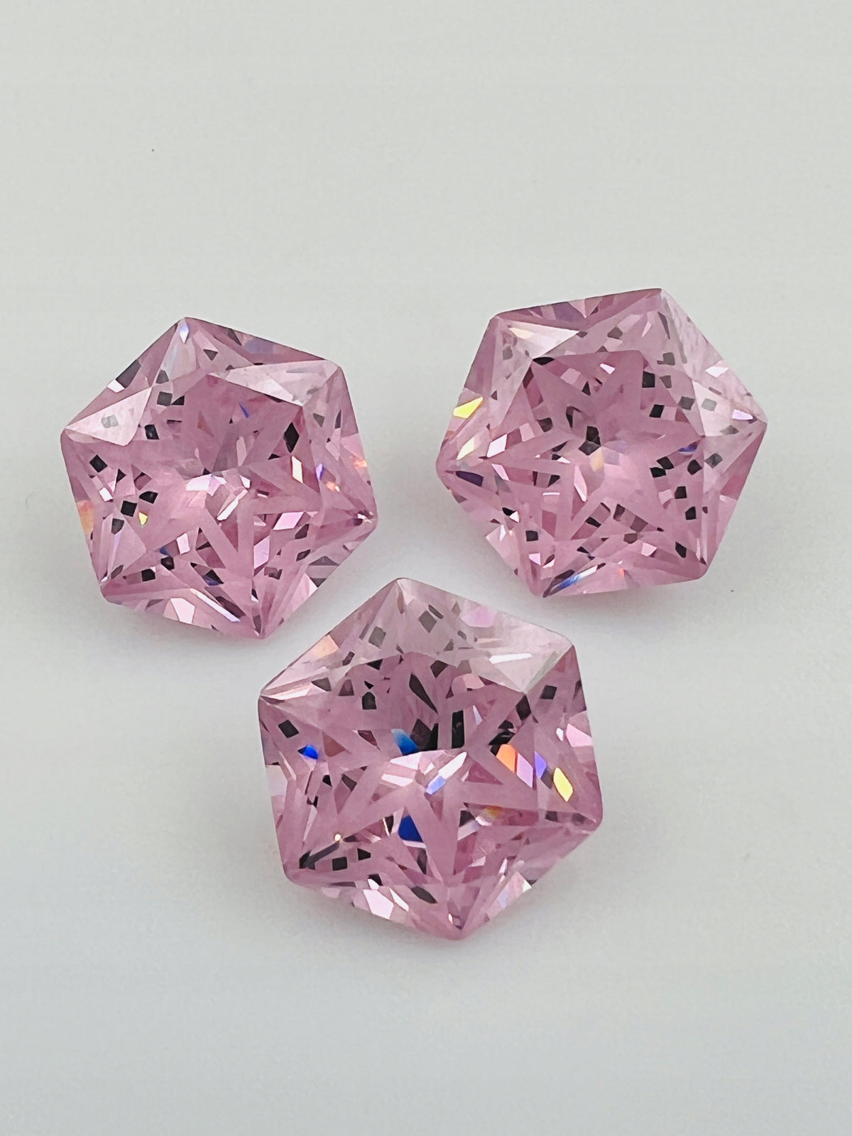 CYRKONIA RÓŻOWA SZEŚCIOKĄT 15X15 mm