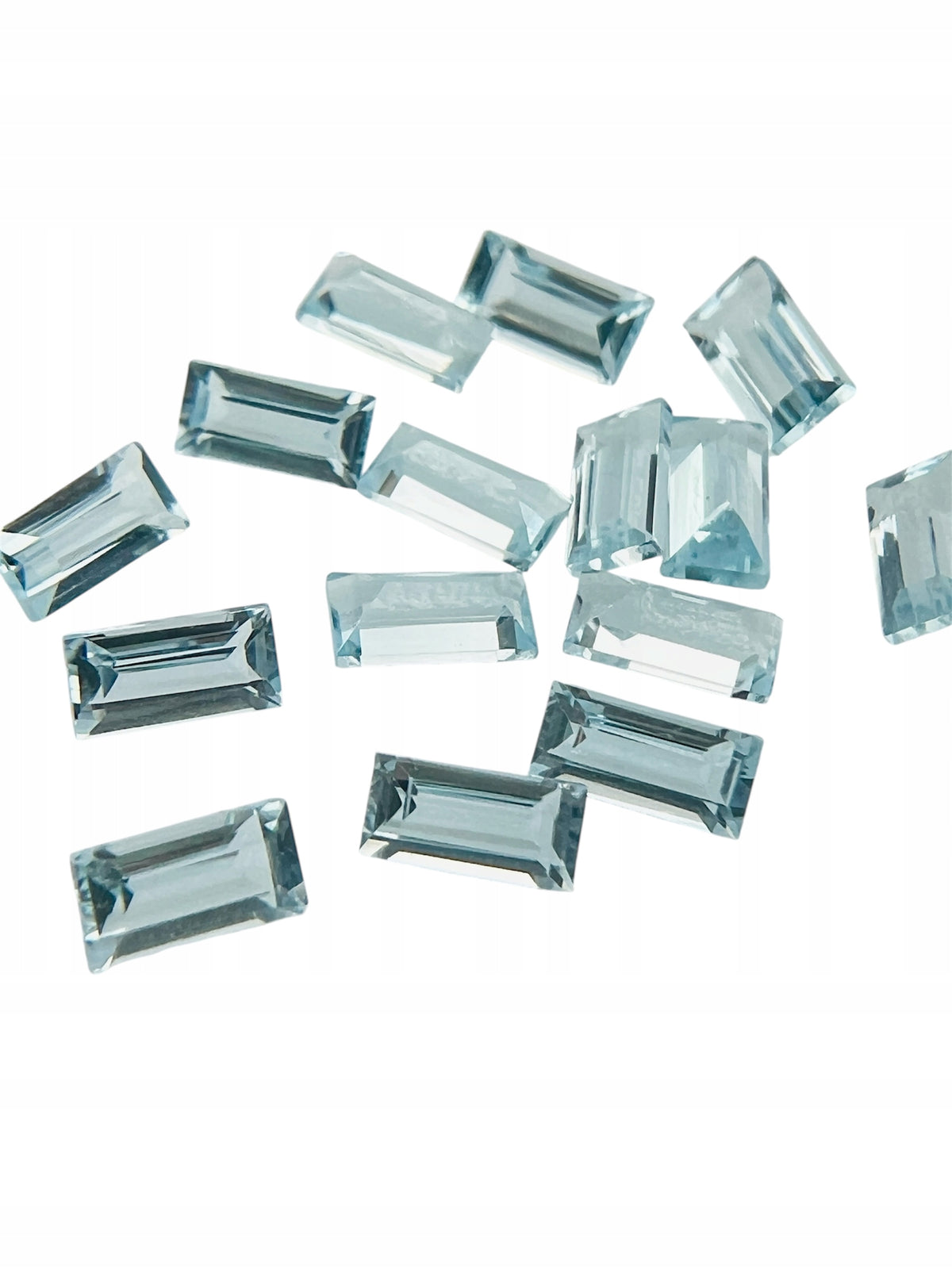 TOPAZ SKY BAGIETKA 4x2 mm