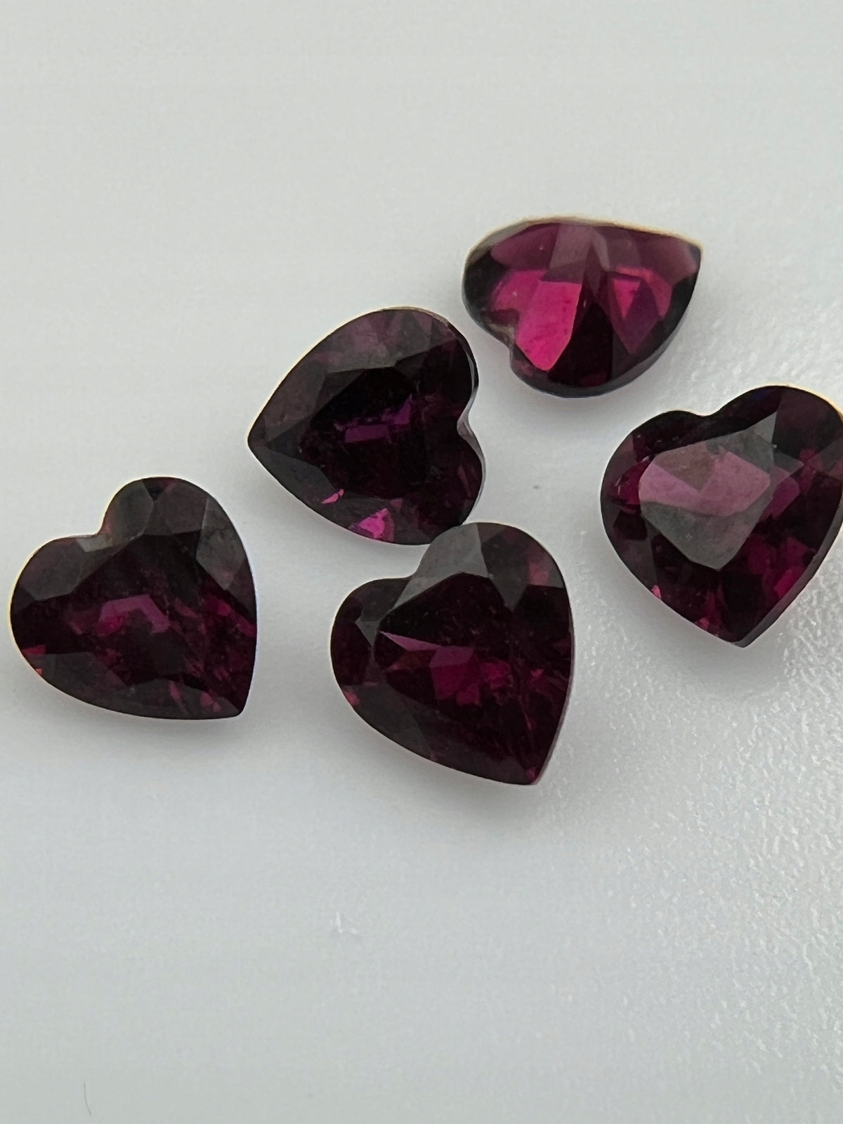 GRANAT PURPUROWY RODOLIT SERCE 6X6 mm