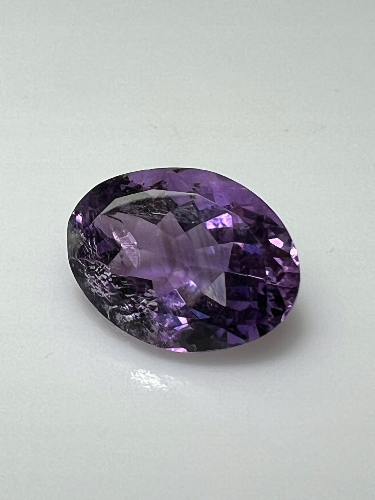 AMETYST OWAL 8,09 ct