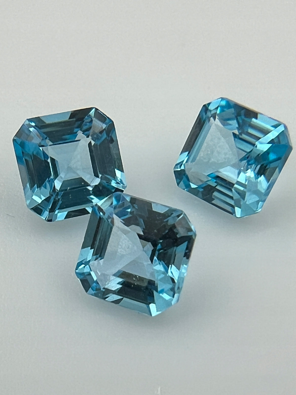 TOPAZ SWISS OŚMIOKĄT ASSCHER 6X6 mm