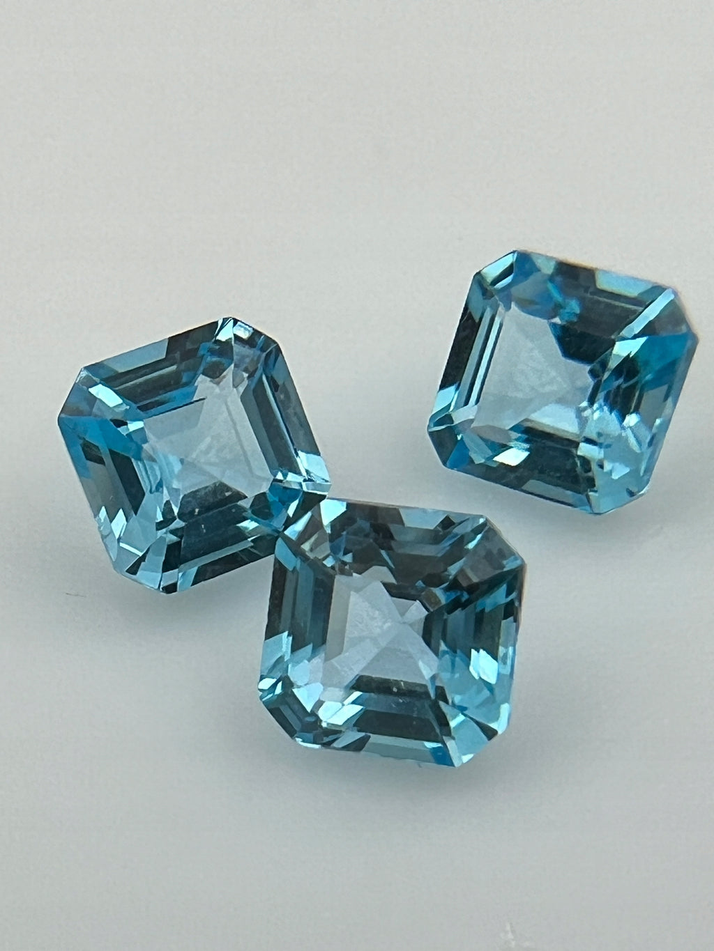 TOPAZ SWISS OŚMIOKĄT ASSCHER 6X6 mm