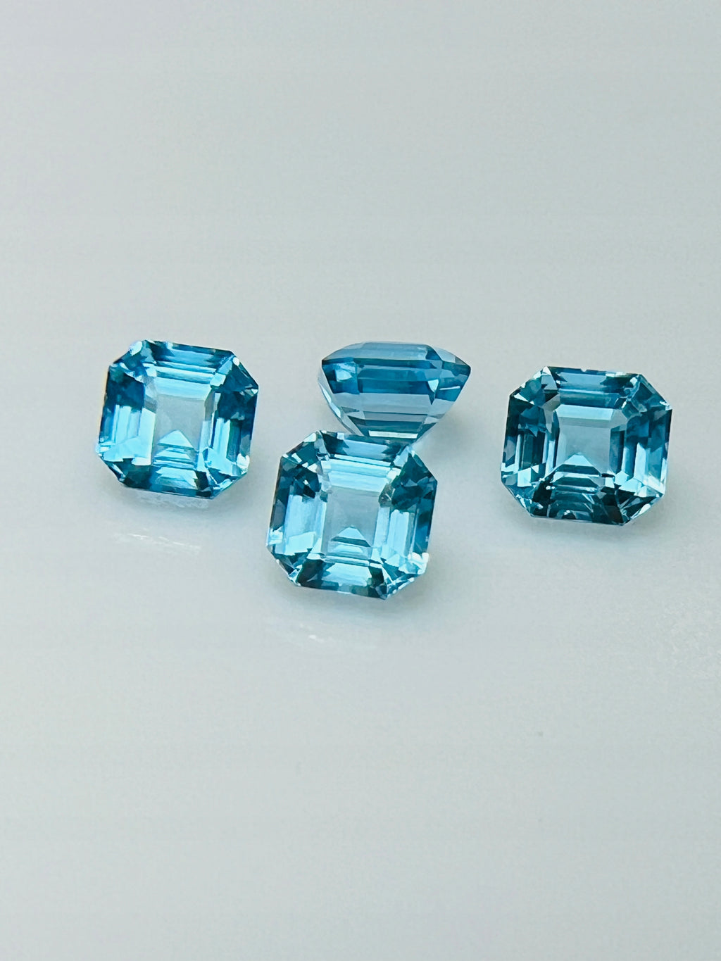 TOPAZ SWISS OŚMIOKĄT ASSCHER 5X5 mm
