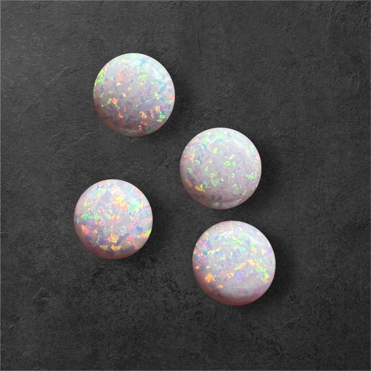OPAL ARLEKIN KABOSZON 8 MM SZTUKA