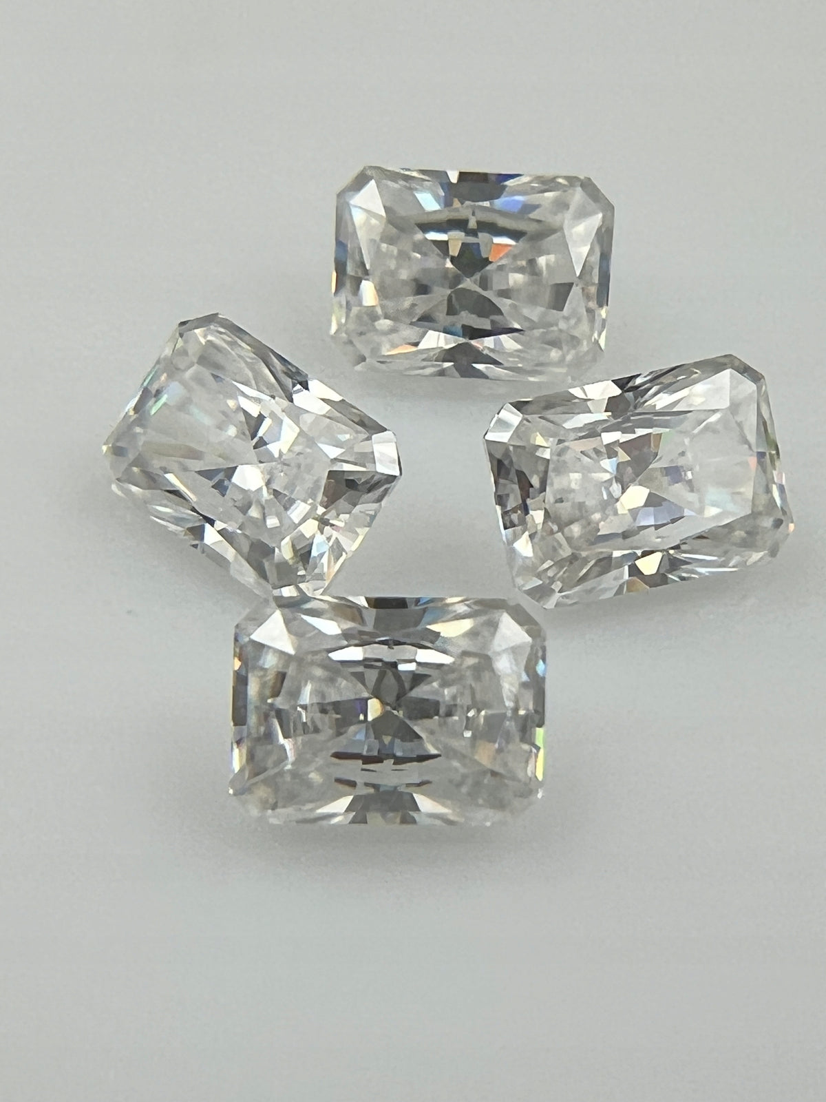 MOISSANIT RADIANT 7X5 mm
