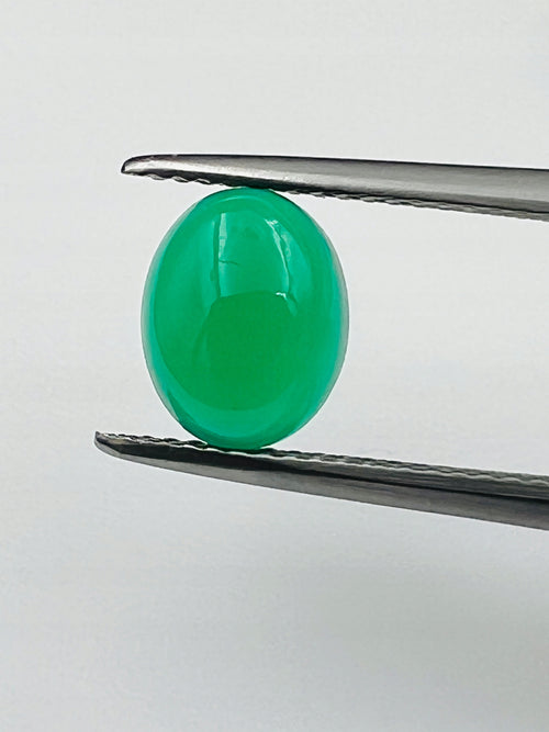 AGAT ZIELONY OWAL KABOSZON 9X7 mm SZTUKA