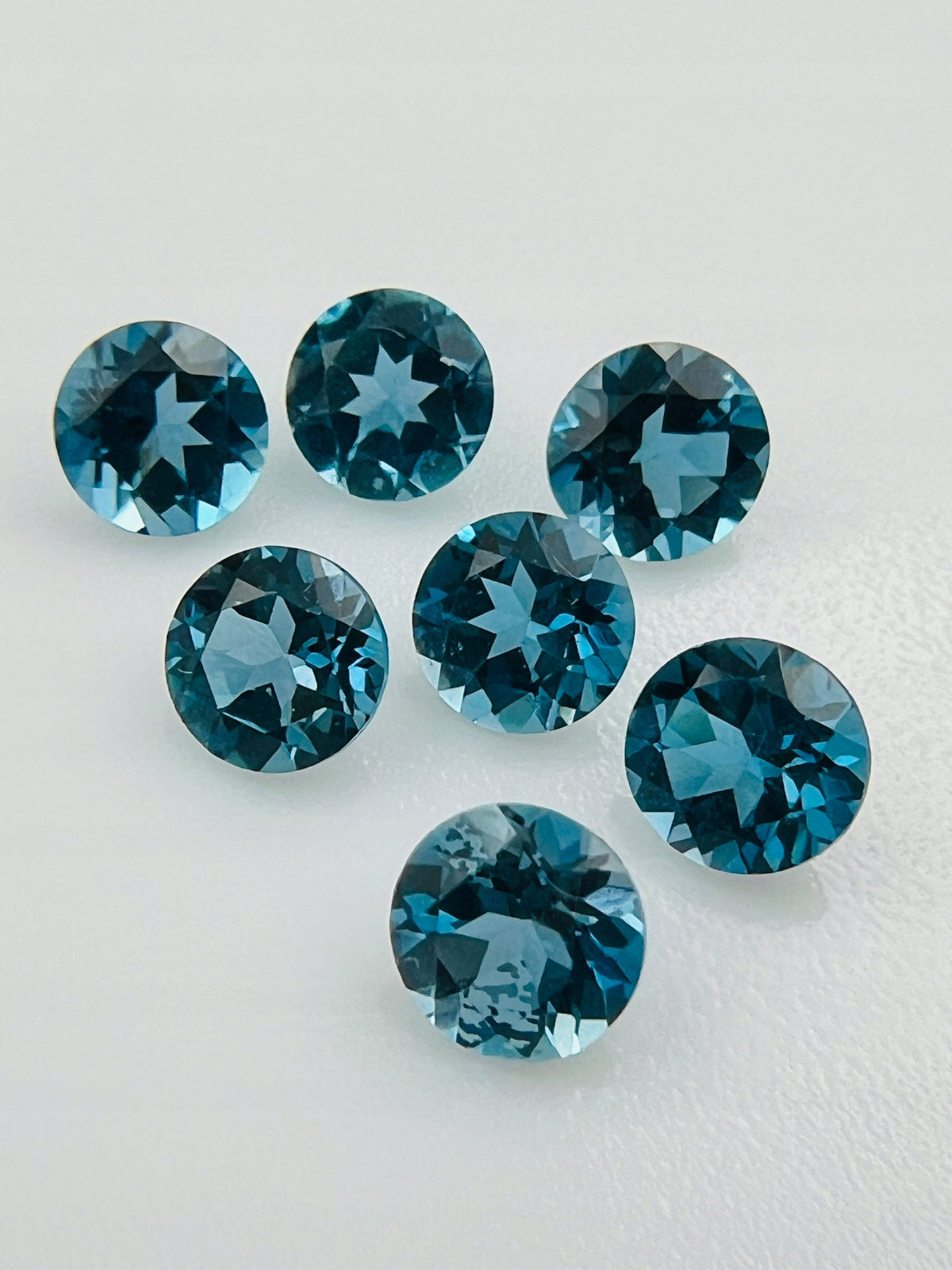 TOPAZ LONDON NATURALNY 5 mm SZTUKA