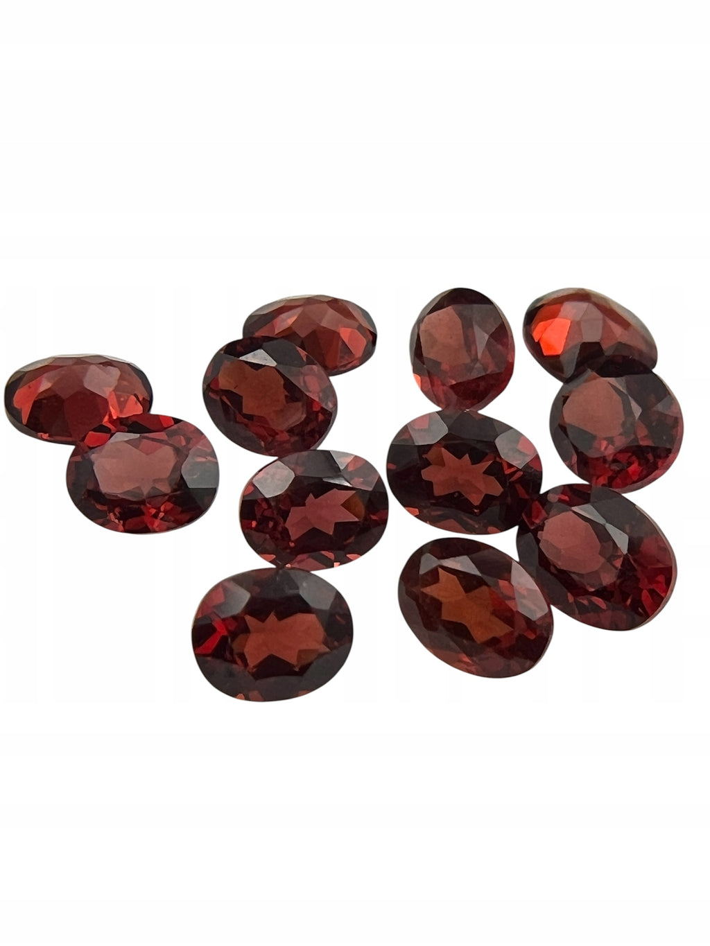 GRANAT CZERWONY OWAL 5X4 mm