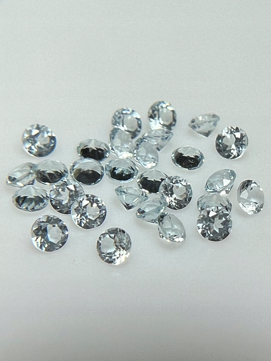 AKWAMARYN NATURALNY 2 mm