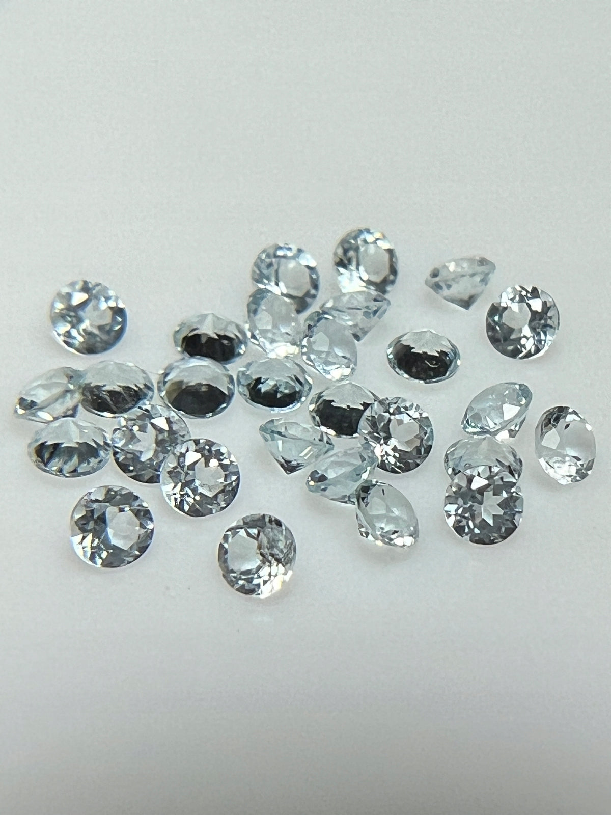 AKWAMARYN NATURALNY 2 mm