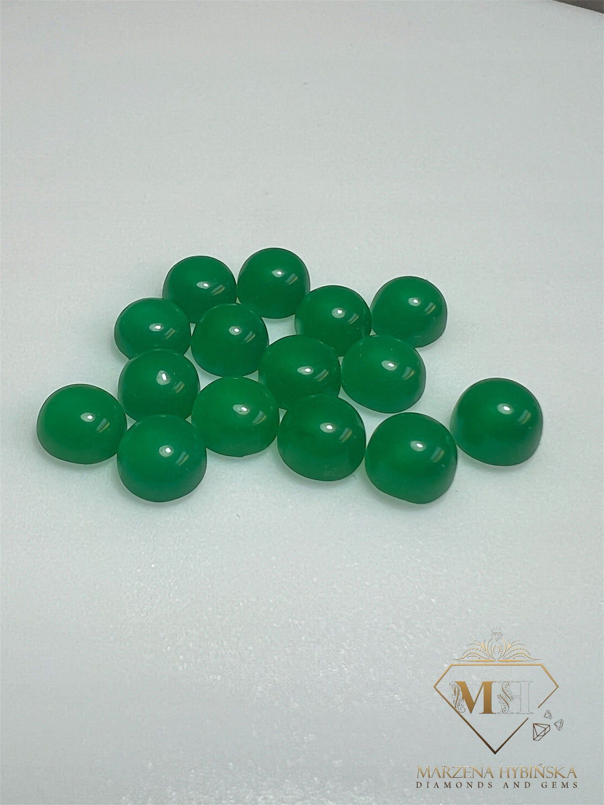 AGAT ZIELONY KABOSZON 6 mm SZTUKA