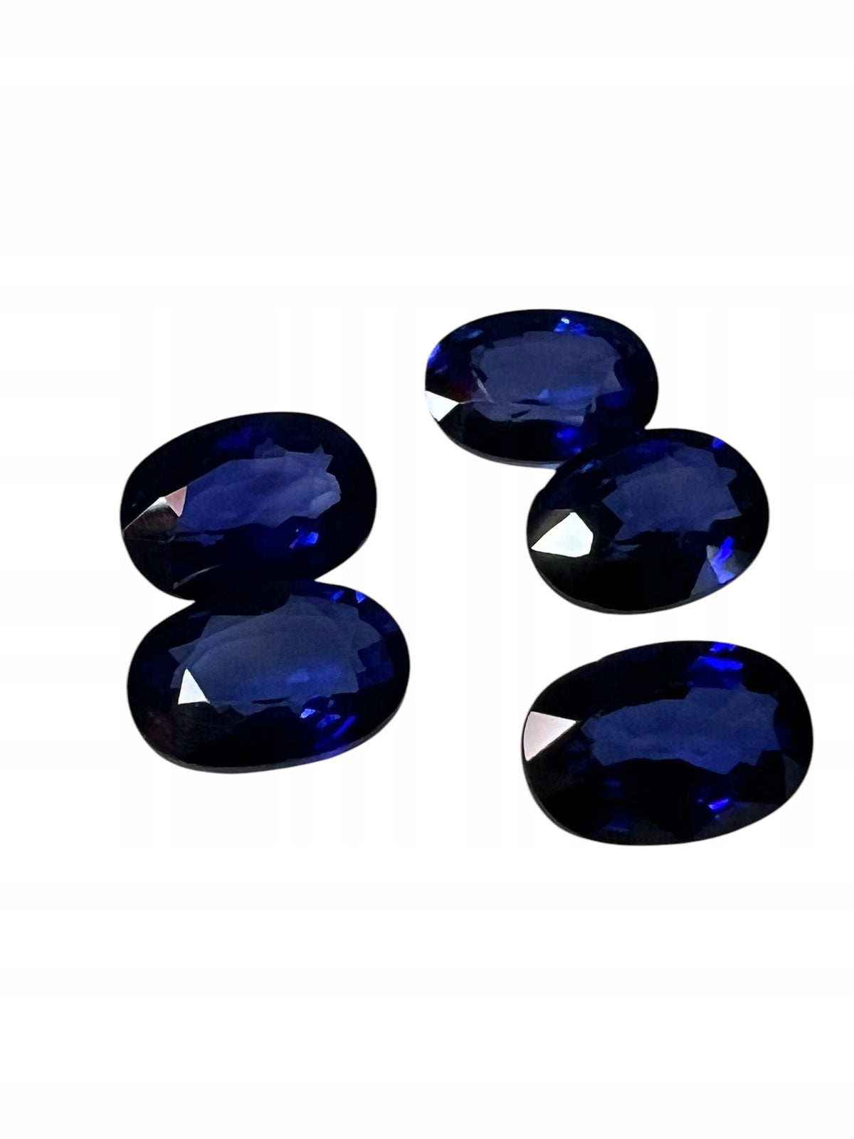 SZAFIR blUE owal 7x5 mm