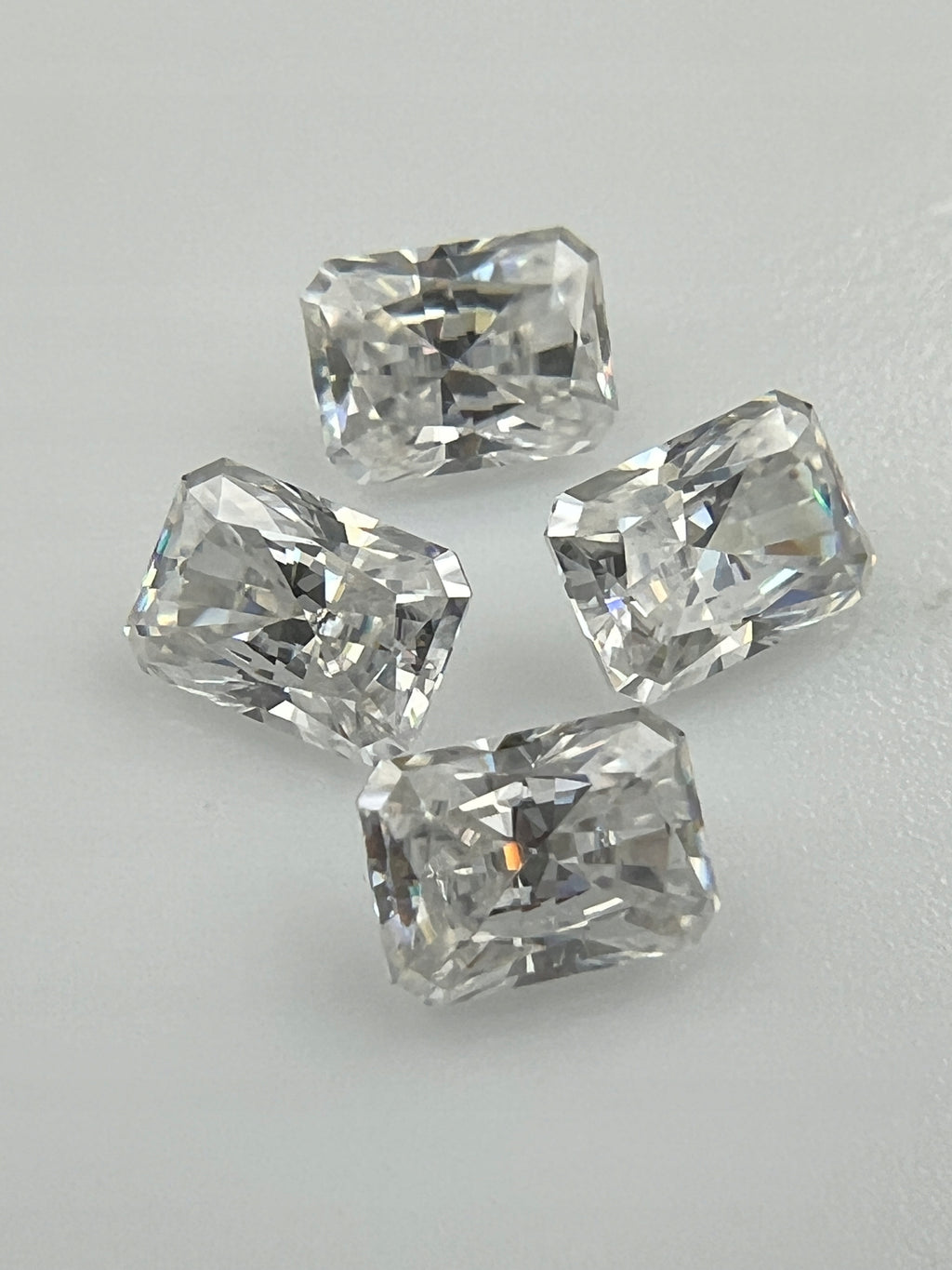 MOISSANIT RADIANT 7X5 mm