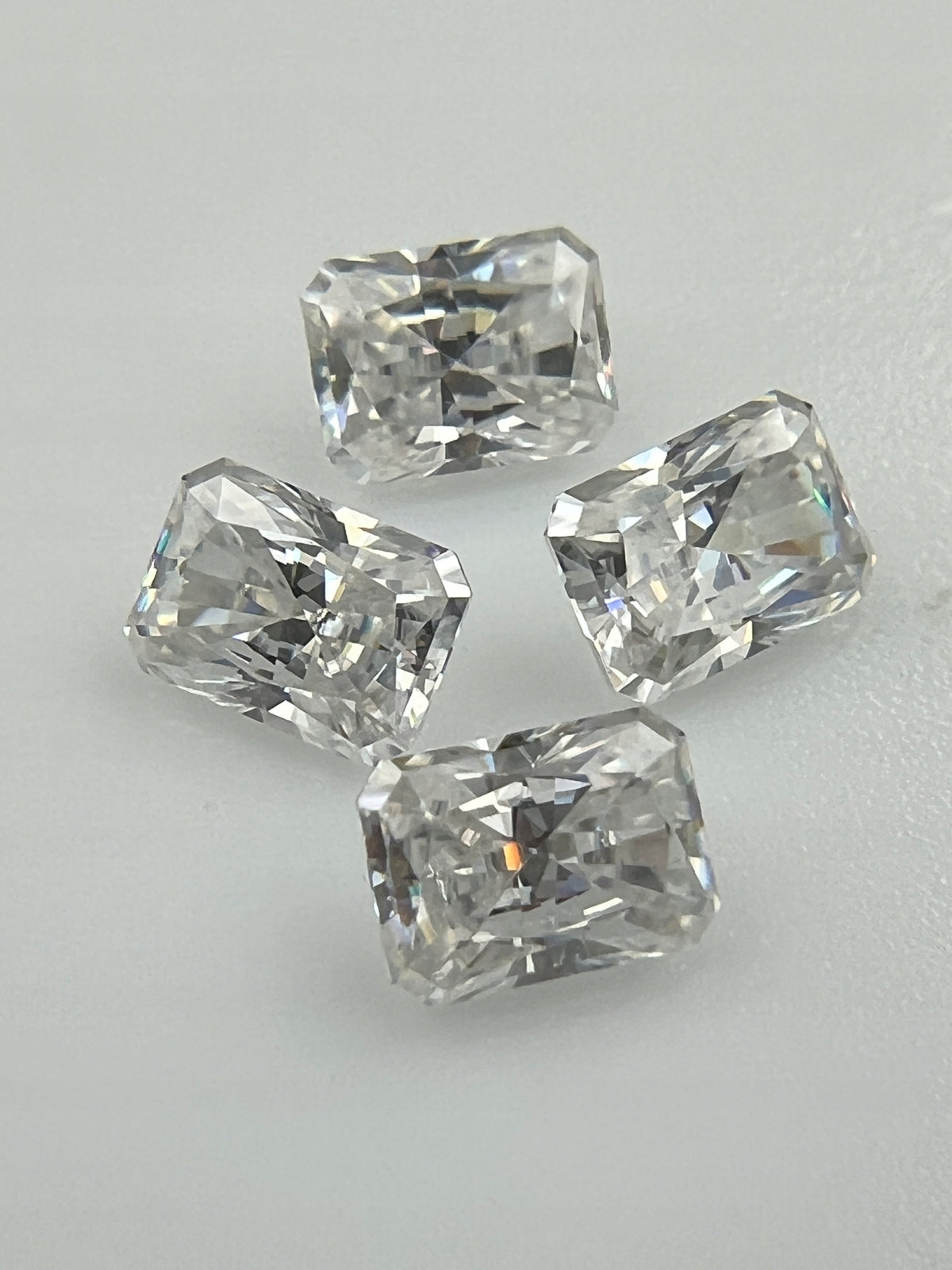 MOISSANIT RADIANT 7X5 mm