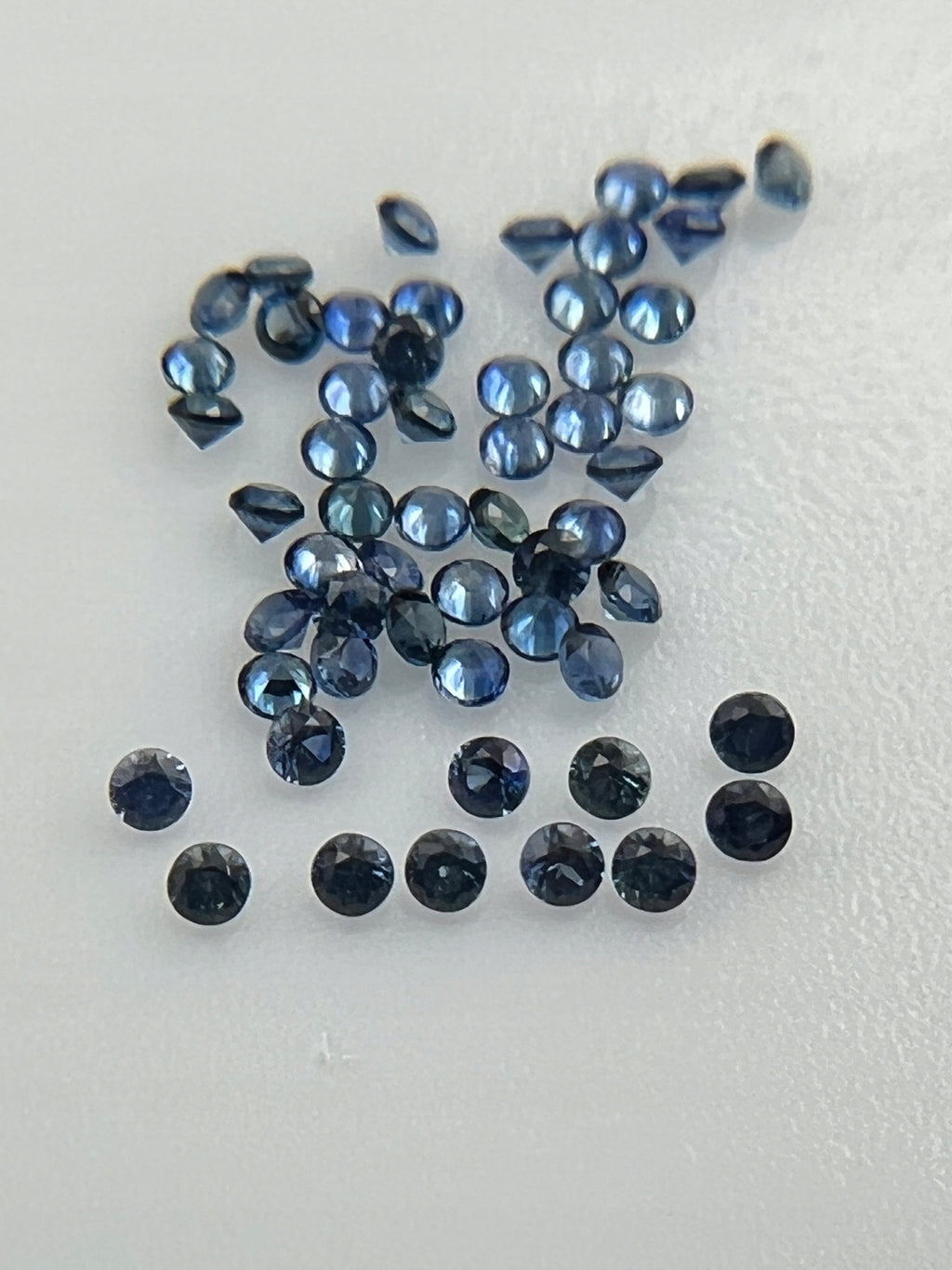 SZAFIR BLUE NATURALNY 1,5 mm SZTUKA