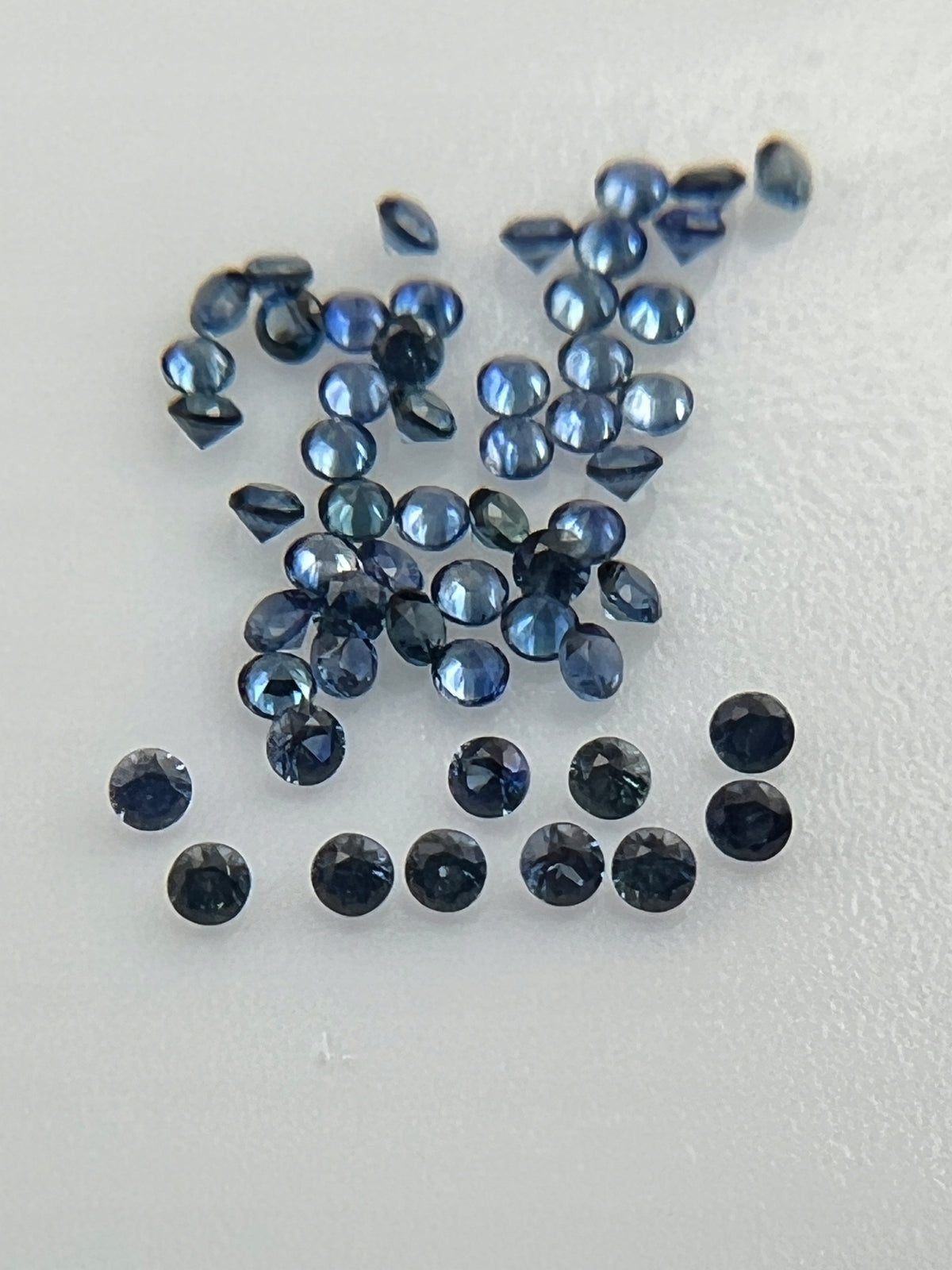 SZAFIR BLUE NATURALNY 1,5 mm SZTUKA