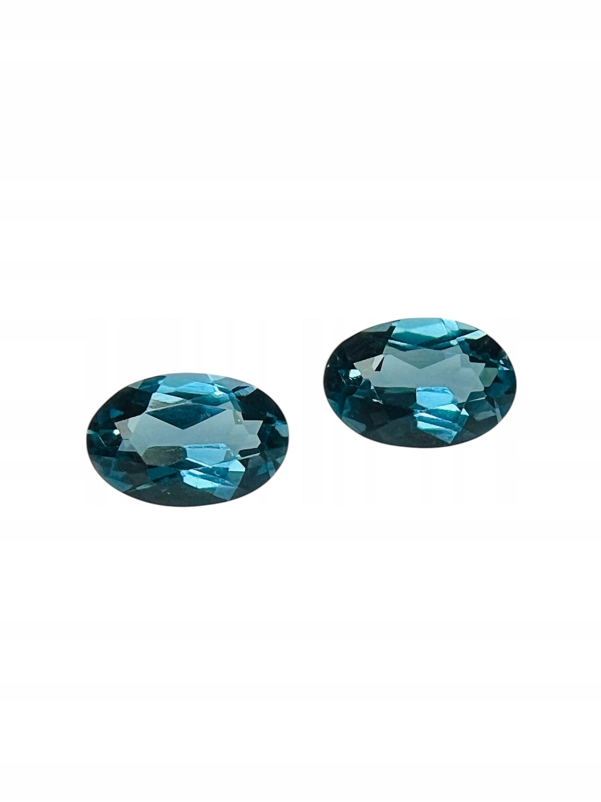 TOPAZ LONDON NATURALNY OWAL 6x4 mm SZTUKA