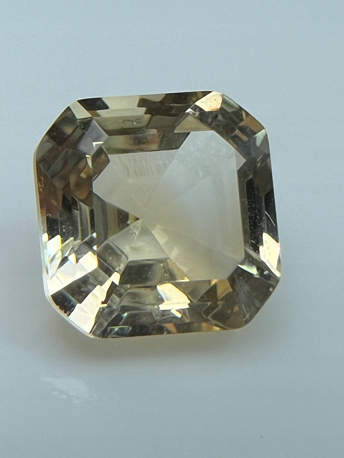 CYTRYN OŚMIOKĄT ASSCHER 10x10 mm
