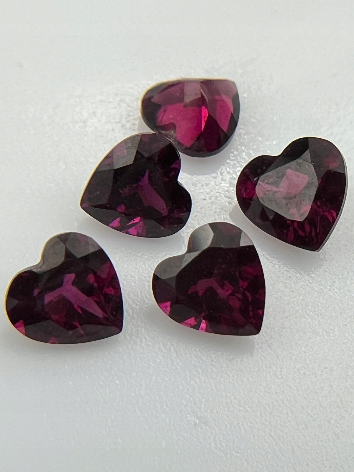 GRANAT PURPUROWY RODOLIT SERCE 6X6 mm