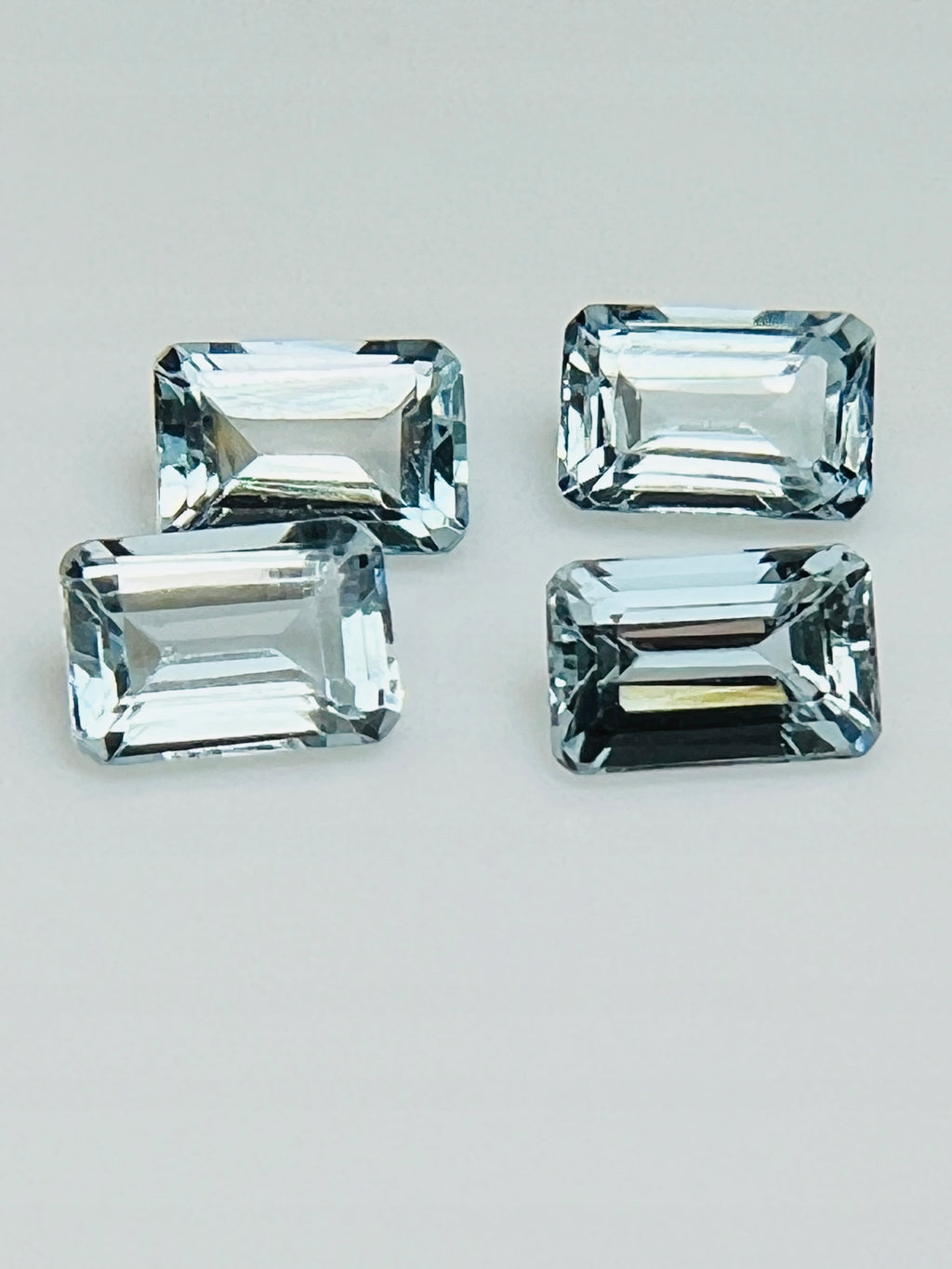 AKWAMARYN OŚMIOKĄT 6X4 mm sztuka