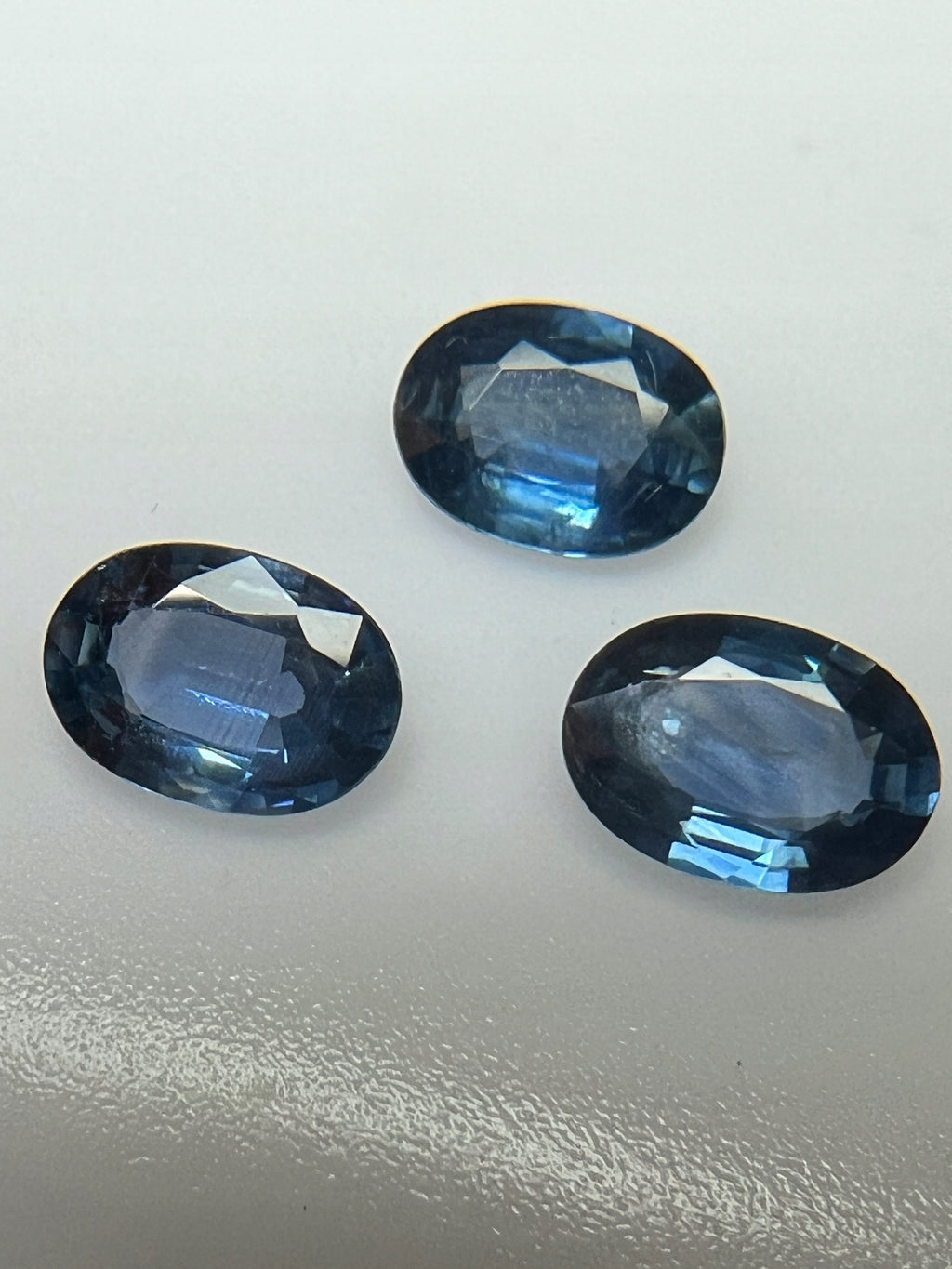 SZAFIR NATURALNY OWAL 7X5 mm