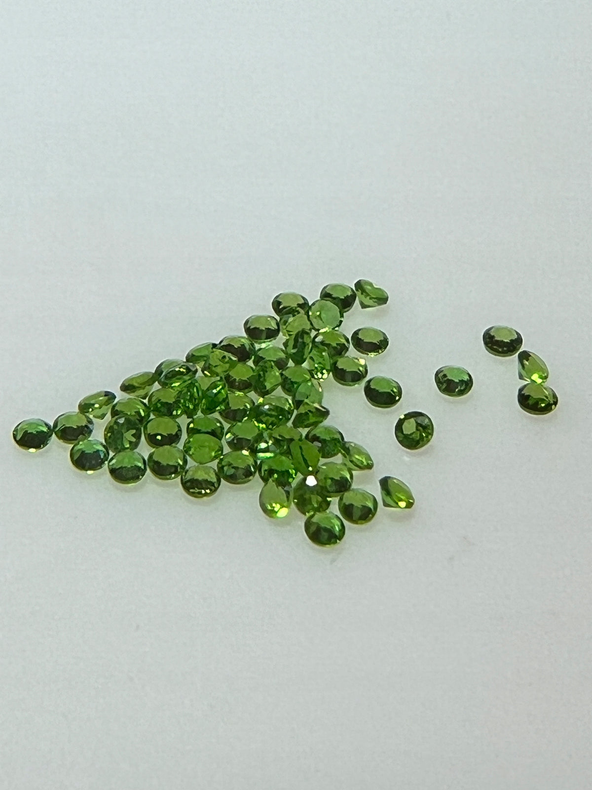 DIOPSYD NATURALNY 1 mm SZTUKA