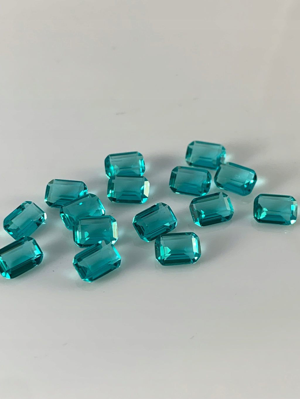CYRKONIA PARAIBA NIEBIESKA OŚMIOKĄT 7X5 1 sztuka