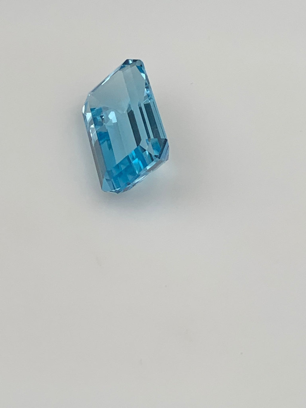 TOPAZ SKY OŚMIOKĄT 20x12 mm