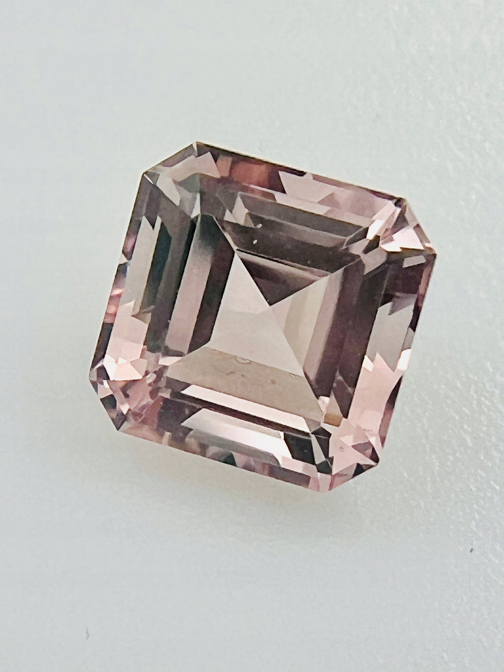 Morganit różowy OŚMIOKĄT 7X7 mm