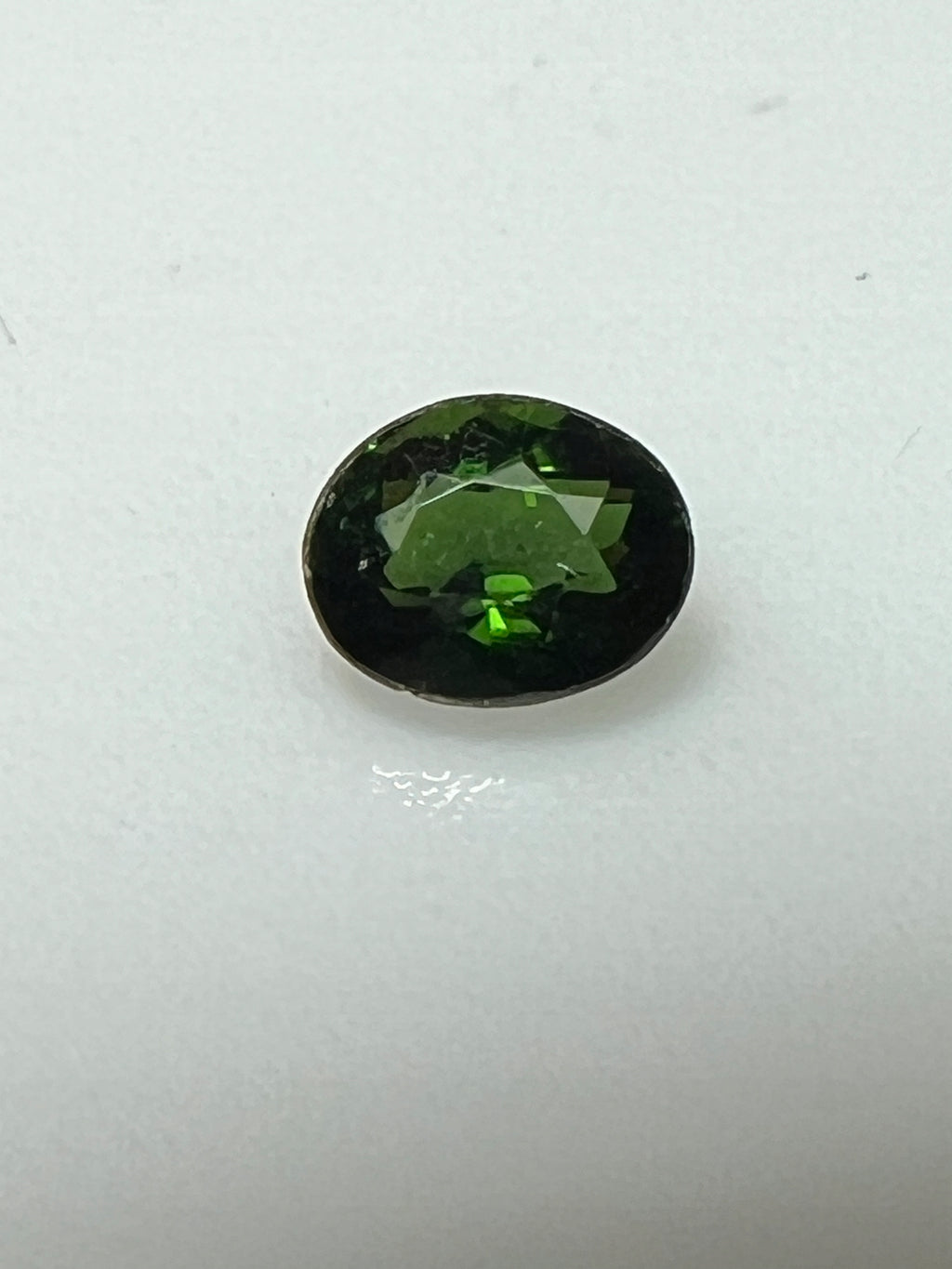 TURMALIN CHROME ZIELONY 4,5X3,6 mm