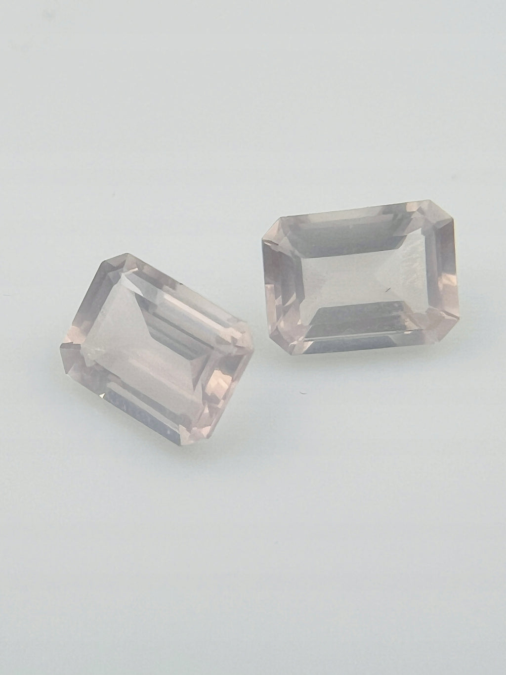 KWARC RÓŻOWY OŚMIOKĄT 8X6 mm