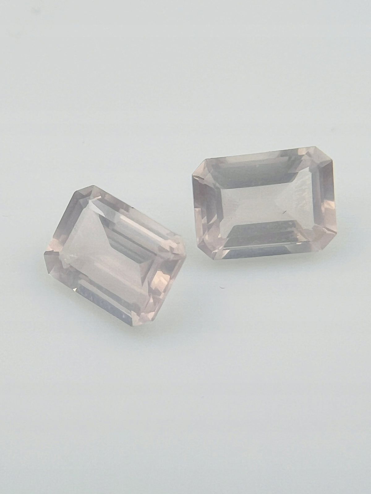 KWARC RÓŻOWY OŚMIOKĄT 8X6 mm
