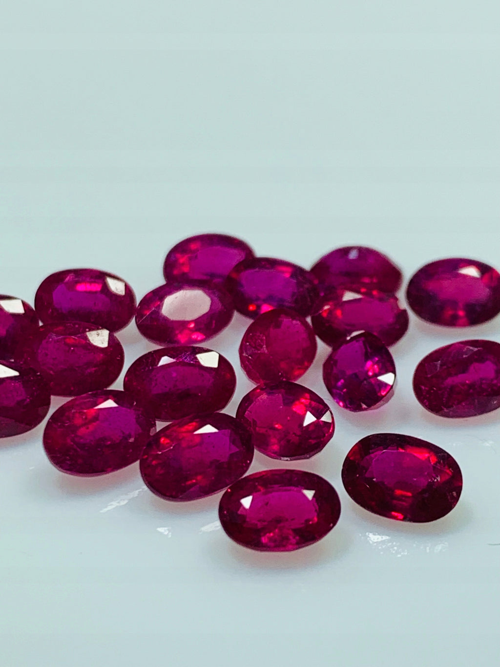 RUBIN OWAL NATURALNY 5X3 mm