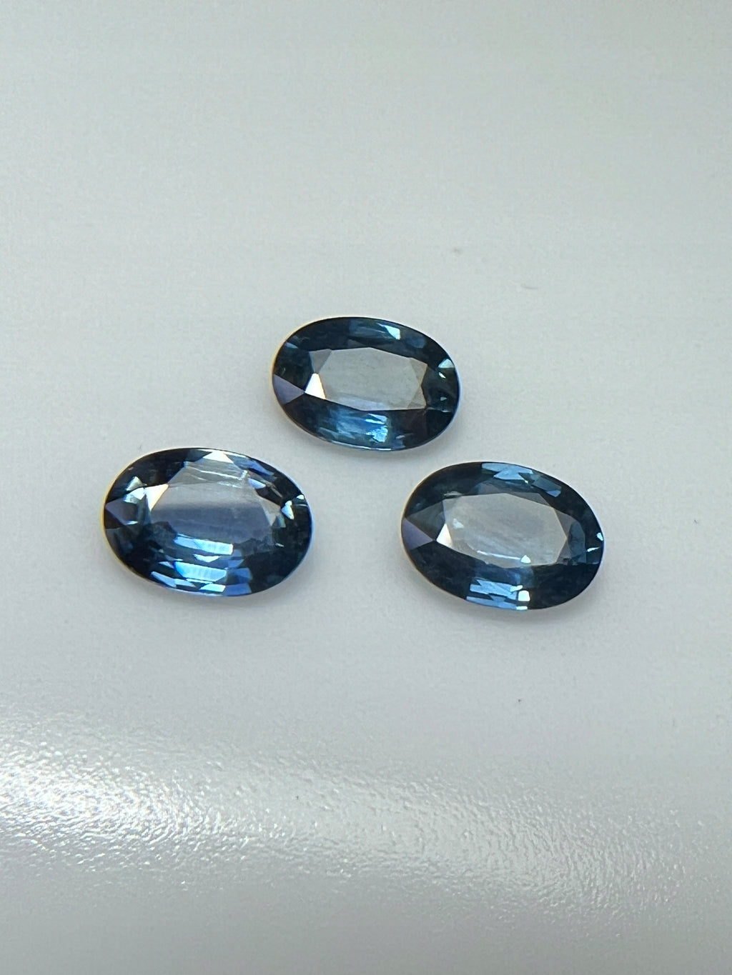 SZAFIR NATURALNY OWAL 7X5 mm