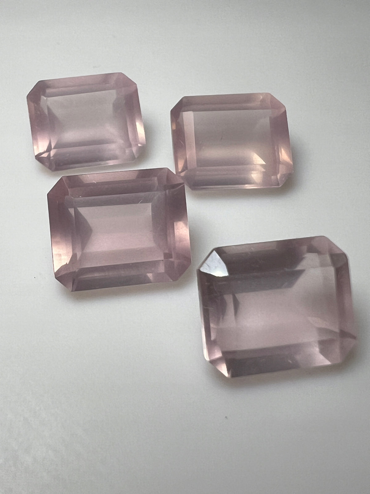KWARC RÓŻOWY OŚMIOKĄT 12x10 mm