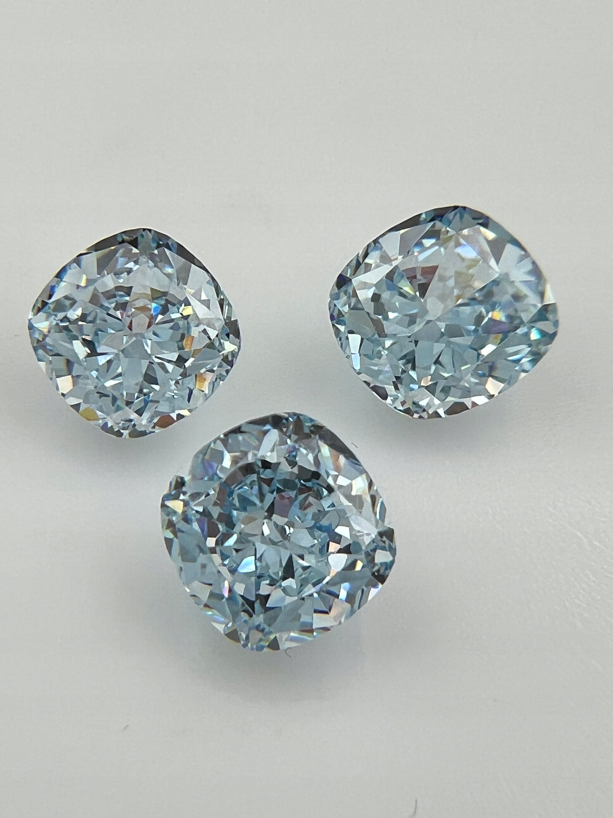 CYRKONIA AKWAMARYN PODUSZKA 10x10 mm