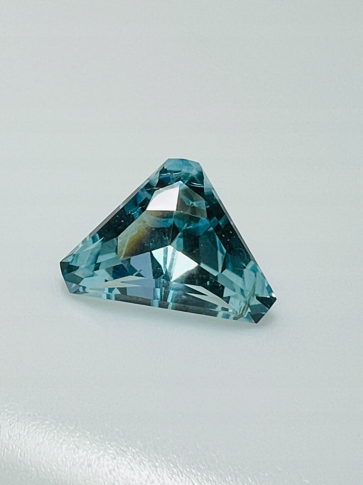 AKWAMARYN TRILLION 11X11 mm